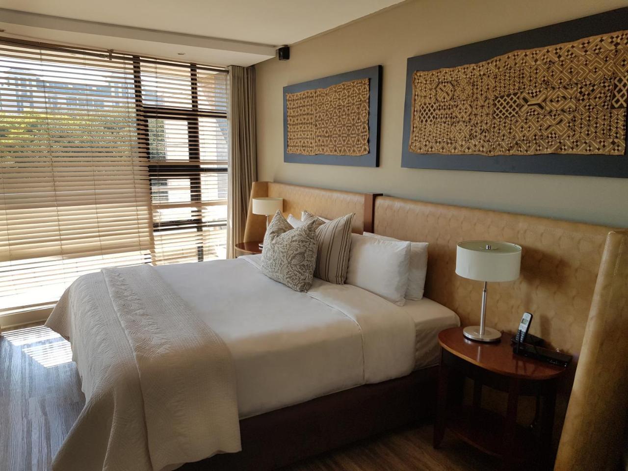Weom Apartments Sandton Eksteriør bilde